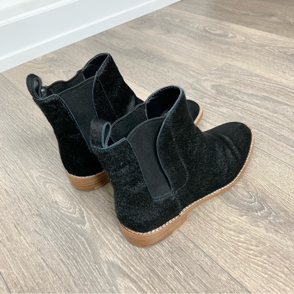 1. State Women’s Chelsea Boots Pony Hair Black Pull on Round toe Booties Size 6 - Picture 11 of 16
